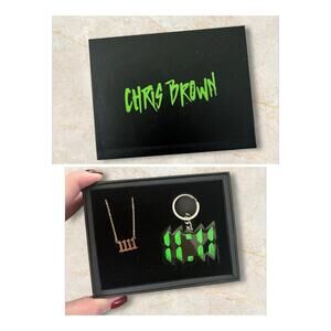 NEW Chris Brown 11:11 Tour VIP box withh necklace and keychain